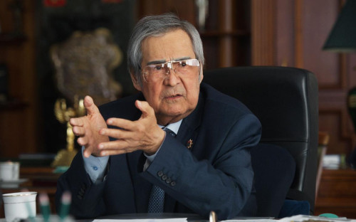 Аман Тулеев