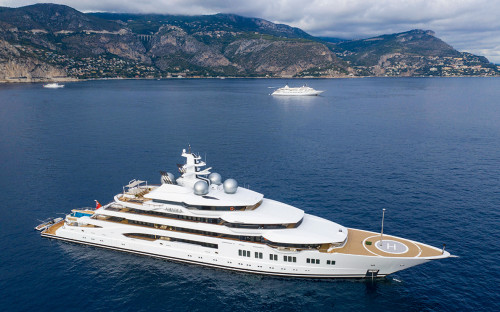 Суперъяхта Amadea