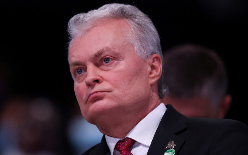 Гитанас Науседа