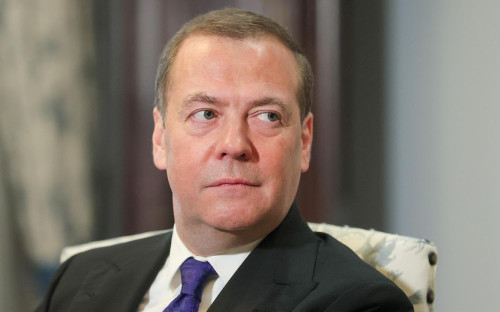 Дмитрий Медведев