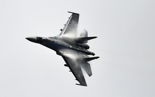 Истребитель Су-35