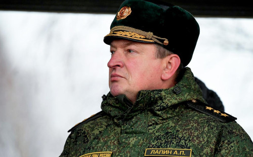 Александр Лапин