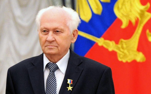 Павел Камнев