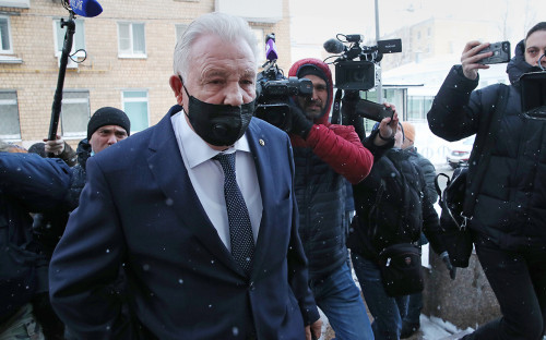 Виктор Ишаев