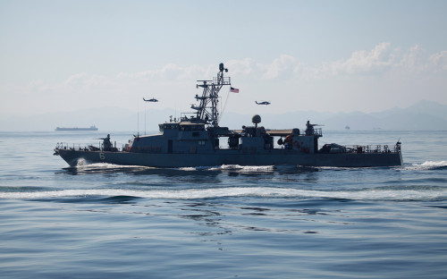 Корабль ВМС США Sirocco