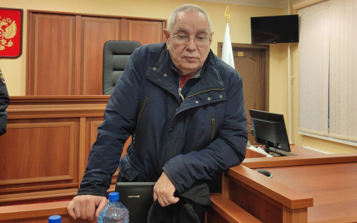 Юрий Жданов