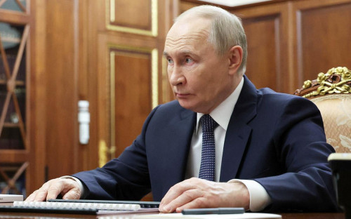 Владимир Путин