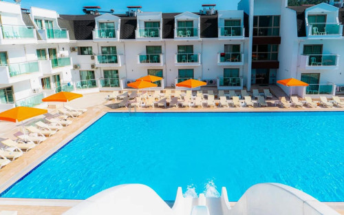 Omorfi Garder Resort