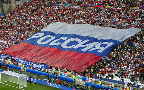 Российские болельщики на&nbsp;матче Англия&nbsp;&mdash;&nbsp;Россия на&nbsp;стадионе в&nbsp;Марселе
