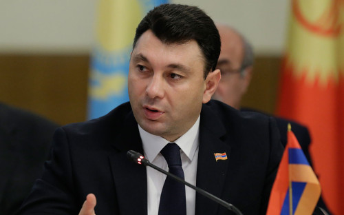 Эдуард Шармазанов