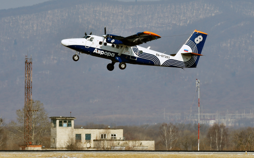 Самолет DHC-6