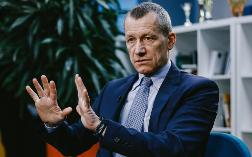 Андрей Шаронов