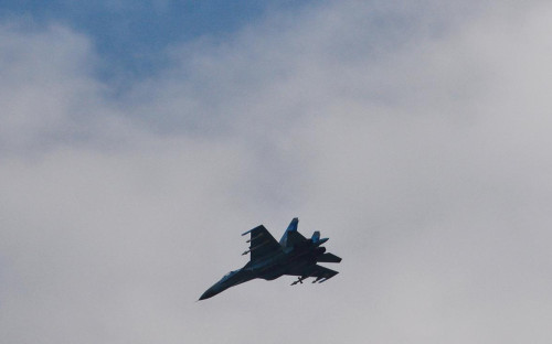 Истребитель Су-27&nbsp;