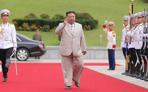 Ким Чен Ын