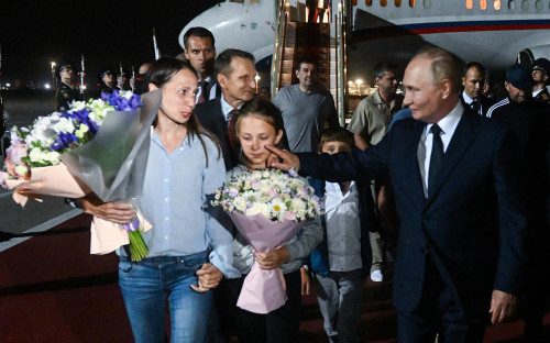 Владимир Путин и семья Дульцевых