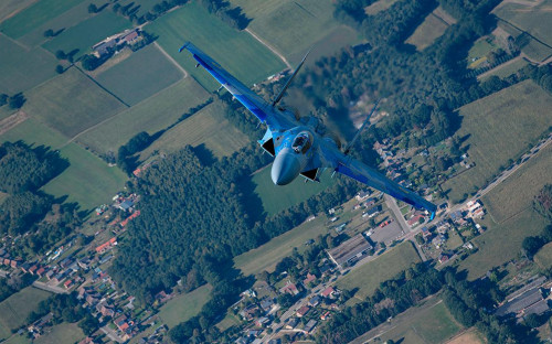 Истребитель&nbsp;Су-27