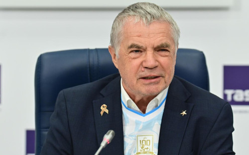 Александр Медведев