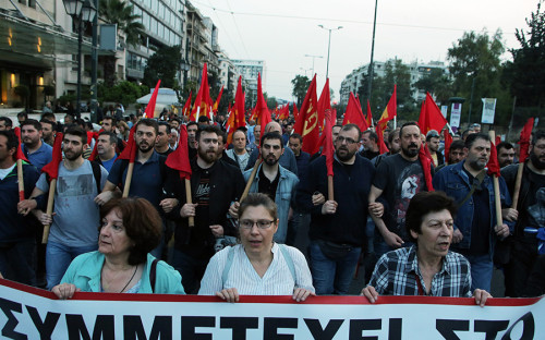 Демонстранты в столице Греции Афинах