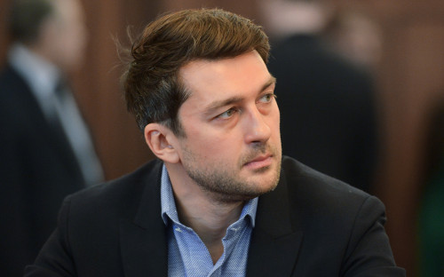 Роман Саркисов