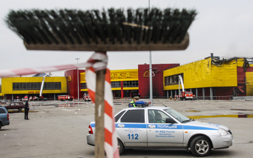 Пожар на строительном рынке &laquo;Синдика&raquo; произошел в воскресенье, 8 октября. Его площадь <a href="http://www.rbc.ru/rbcfreenews/59da46d39a794745fc70c404">составила</a> 55 тыс. кв. м<br />
&nbsp;