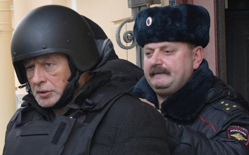 Слева Олег Соколов