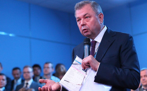 Анатолий Артамонов