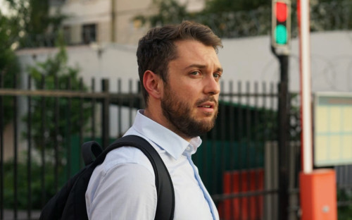 Роман Юнеман
