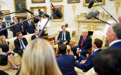Марк&nbsp;Рютте и Дональд Трамп&nbsp;в Овальном кабинете Белого дома в Вашингтоне, США