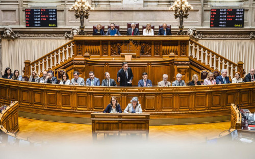 Португальский парламент
