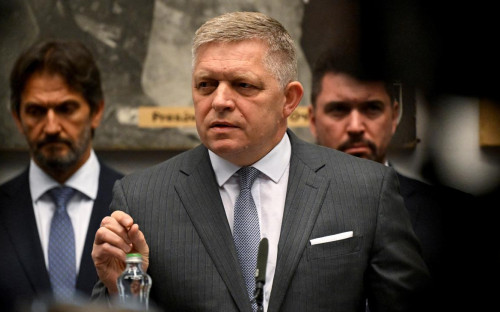Роберт Фицо