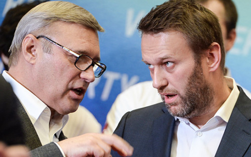Михаил Касьянов и&nbsp;Алексей Навальный, декабрь 2015 года


