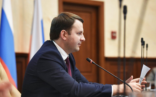 Максим Орешкин
