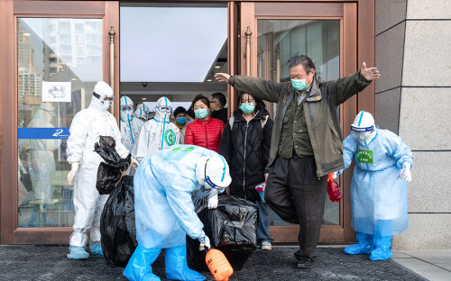 <p>Два последних временных госпиталя, созданных для зараженных коронавирусом, <a href="http://www.xinhuanet.com/english/2020-03/10/c_138863160.htm">закрылись</a>​ в Ухане 10 марта​. Один из них&nbsp;&mdash; &laquo;Фанцан&raquo;</p>
