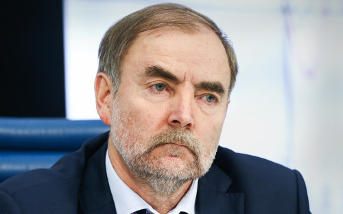 Анатолий Голомолзин
