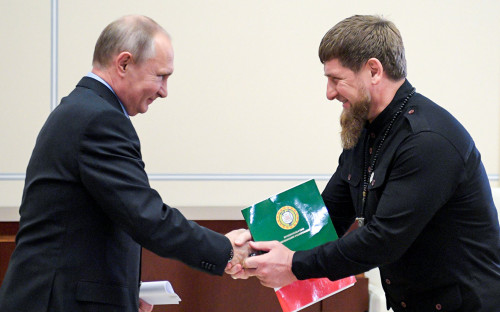 Владимир Путин и Рамзан Кадыров (слева направо)
