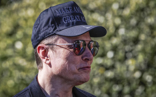 <p>Илон Маск</p>