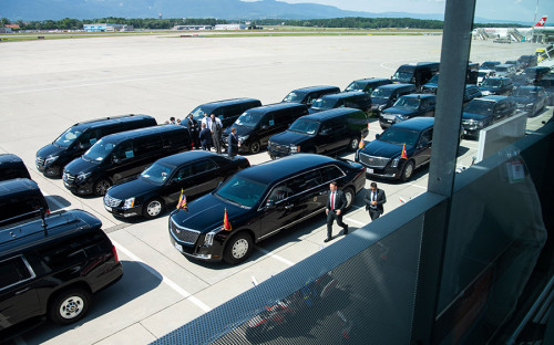 <p>Джо Байден прибыл в Женеву накануне саммита, 15 июня. Он прилетел из Брюсселя. Его европейское турне&nbsp;&mdash; первая зарубежная поездка с момента вступления в должность</p>