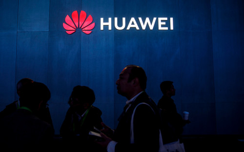 Huawei через суд потребовала от США вернуть изъятое оборудование