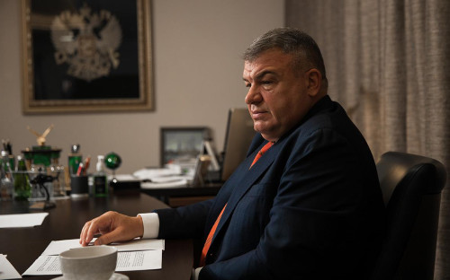 Анатолий Сердюков