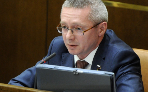 Сенатор Олег Казаковцев