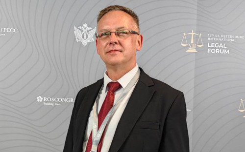 Томаш Шмидт