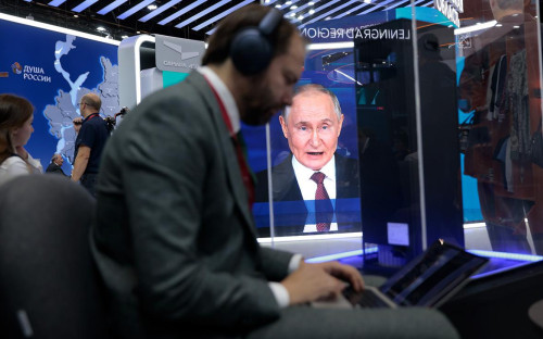 Трансляция с выступлением Владимира Путина на пленарном заседании XXVIII Петербургского международного экономического форума, 20 июня 2025 года