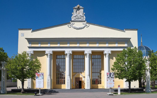 <p>Павильон &laquo;Молдова&raquo; (№&nbsp;10) на ВДНХ в Москве</p>