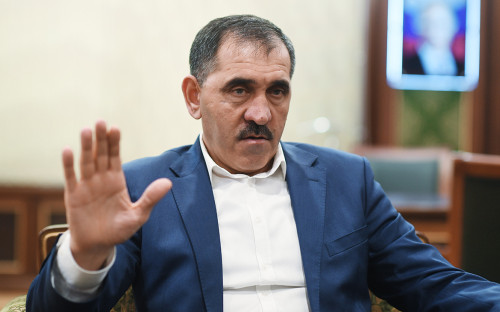 Юнус-Бек Евкуров