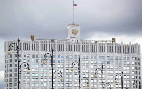 Вид на здание Дома правительства РФ