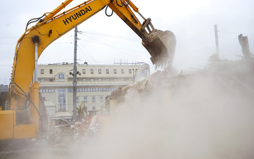 Снос торгового павильона, признанного самостроем, у станции метро &laquo;Сухаревская&raquo;
