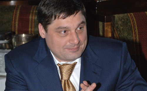 На фото Михаил Шишханов