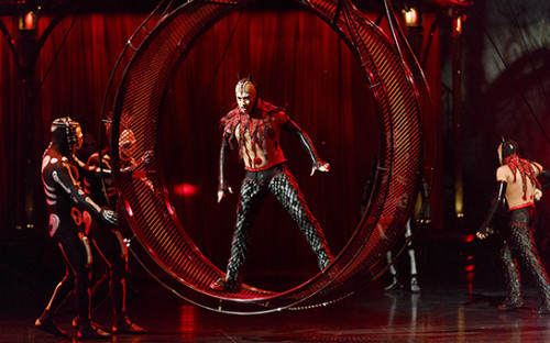 Выступление Cirque du Soleil