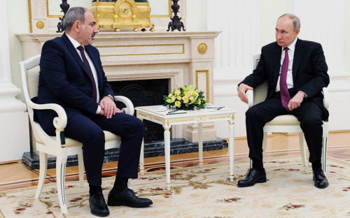 Никол Пашинян и Владимир Путин