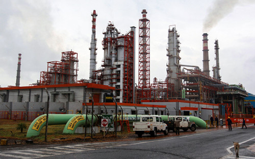 Нефтеперерабатывающий завод компании Essar Oil в&nbsp;городе Вадинар, Индия, октябрь 2016 года
